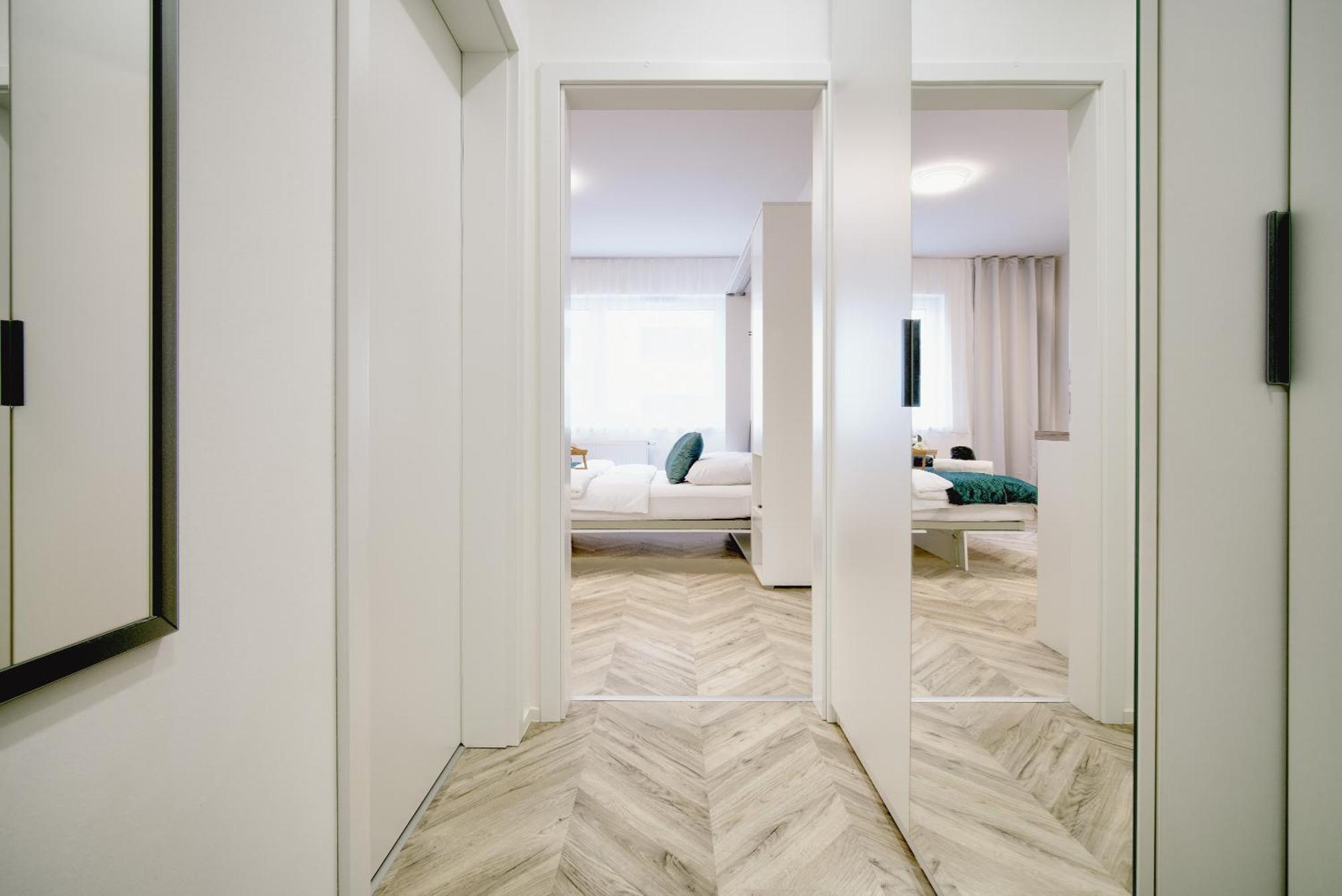 City Relax Apartments With Free Parking, 10 Mins Walk To City Centre برنو المظهر الخارجي الصورة