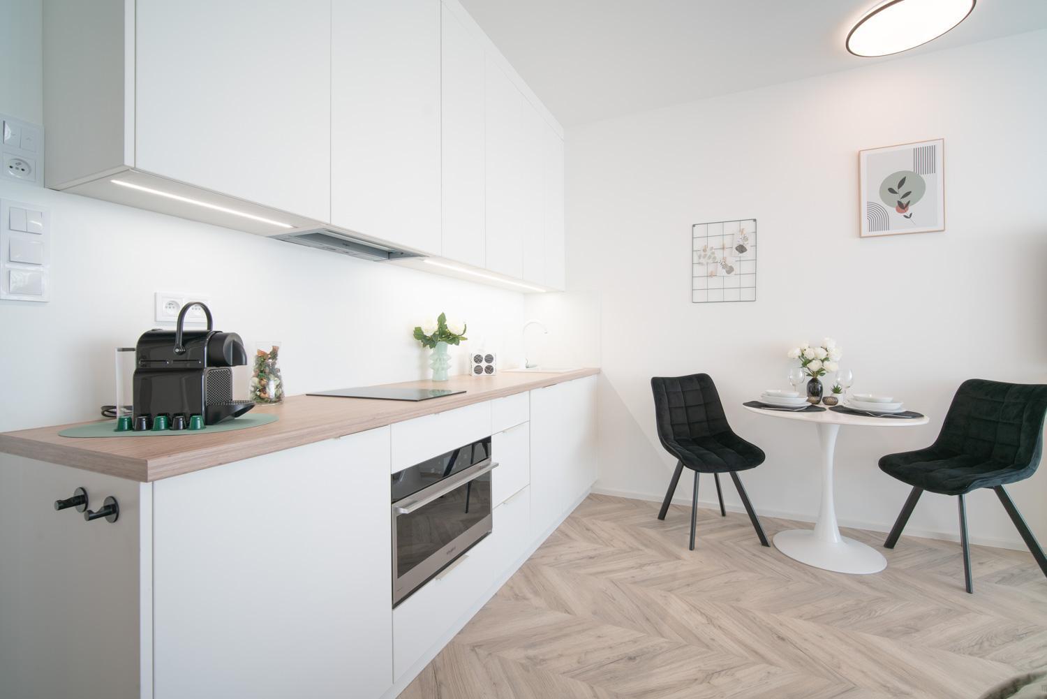 City Relax Apartments With Free Parking, 10 Mins Walk To City Centre برنو المظهر الخارجي الصورة