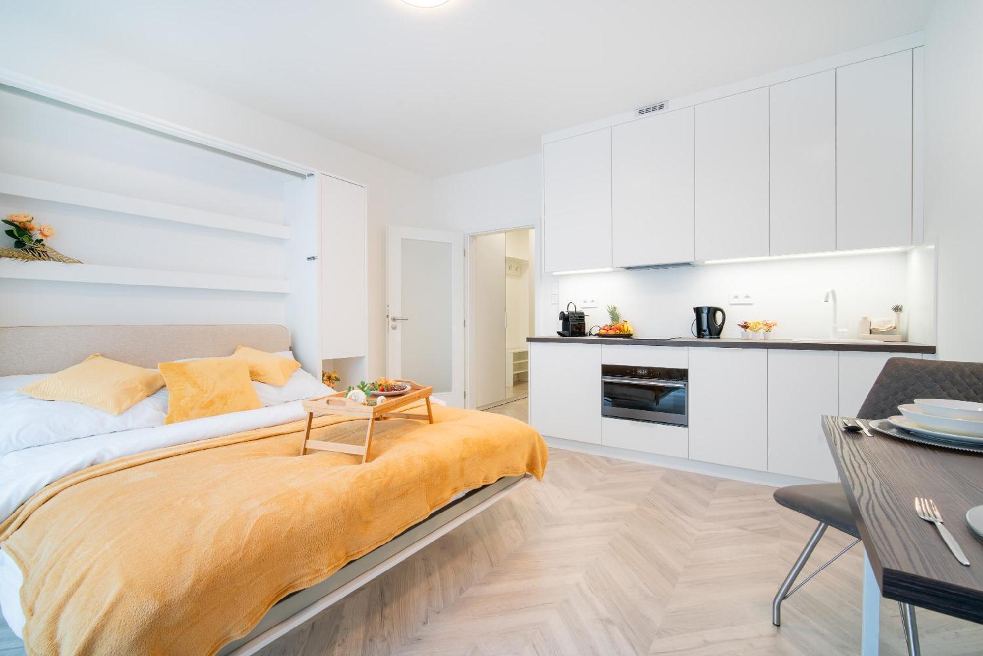 City Relax Apartments With Free Parking, 10 Mins Walk To City Centre برنو المظهر الخارجي الصورة