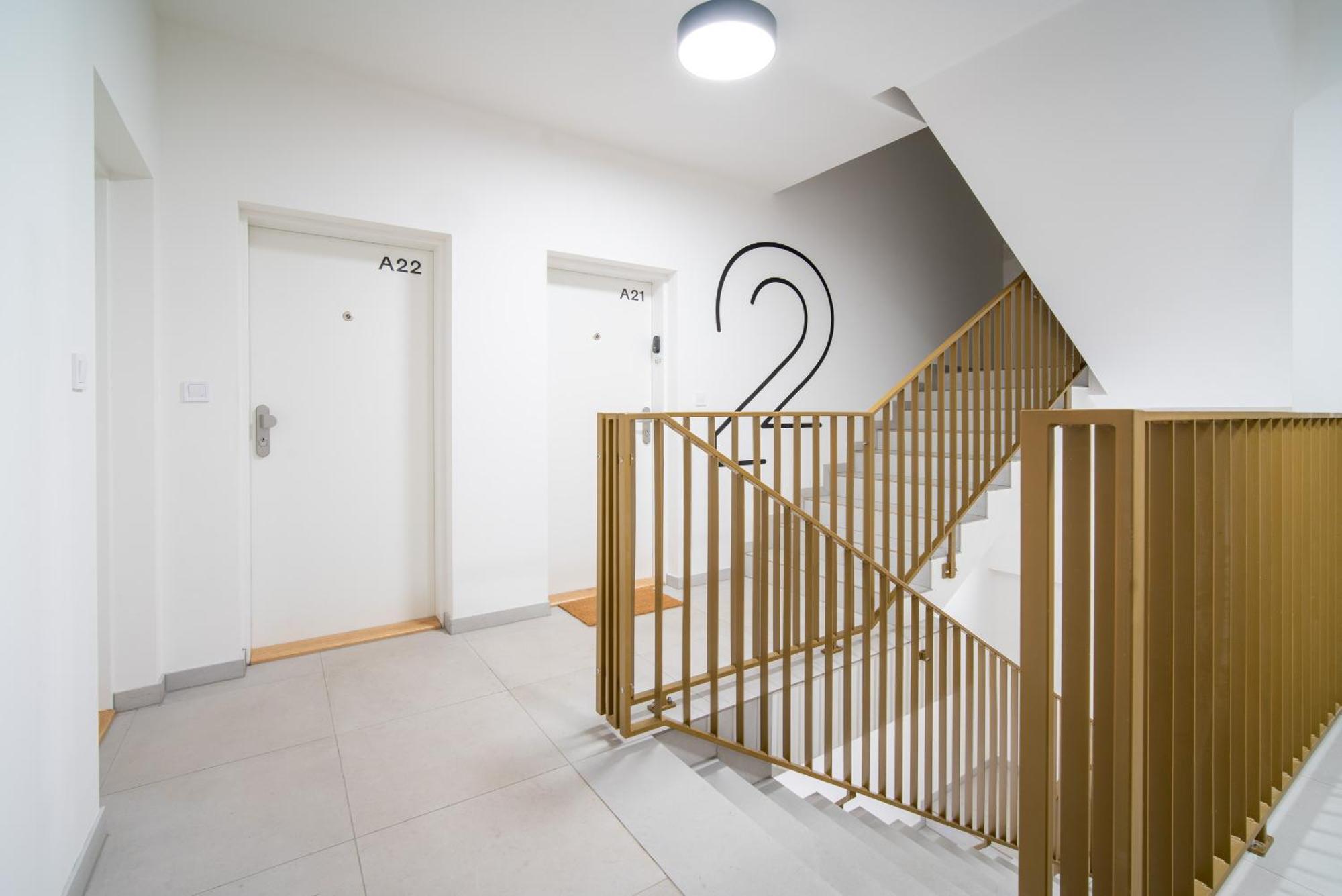 City Relax Apartments With Free Parking, 10 Mins Walk To City Centre برنو المظهر الخارجي الصورة